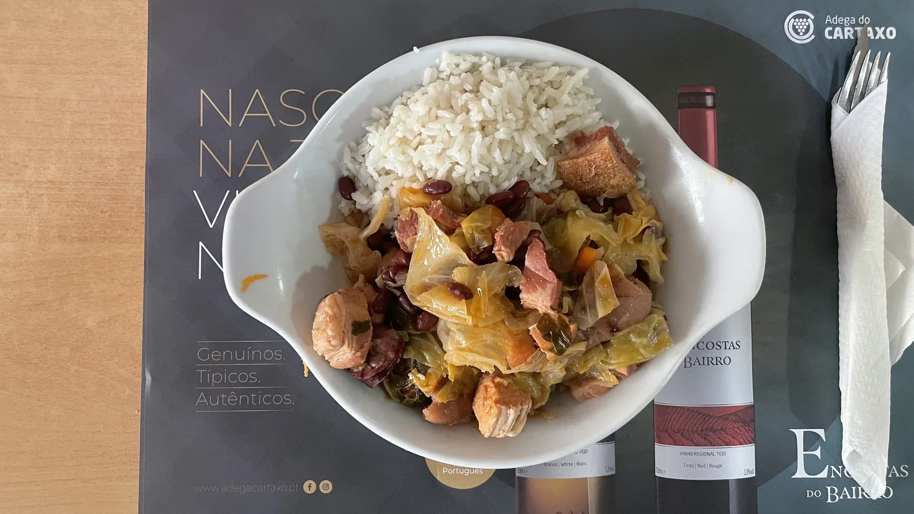 Prato de feijoada à transmontana com arroz branco